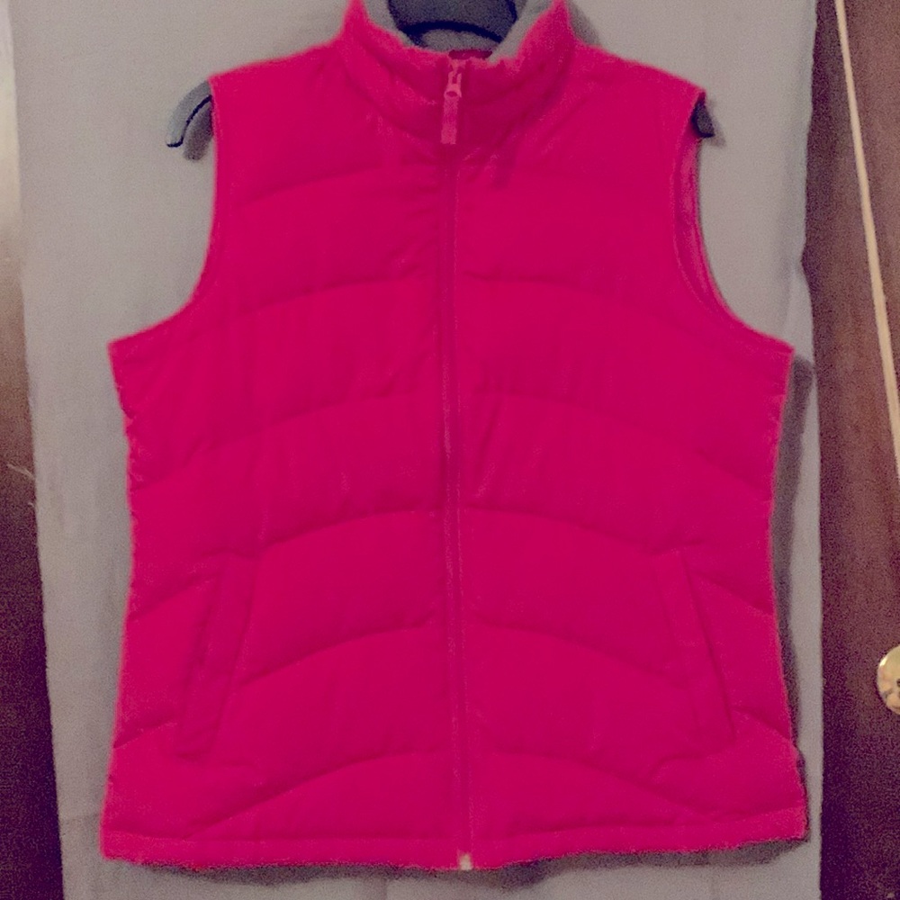 Lands End Girls Hot Pink Puffer Vest- Size Medium 10-12